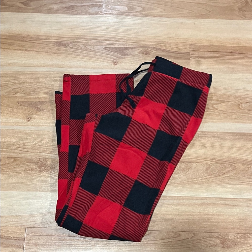 Old Navy Red and Black Plaid Pants